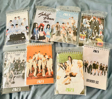 Load image into Gallery viewer, 2023 Kpop groups desk calendars

