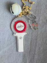 Load image into Gallery viewer, 3 in 1 Various kpop groups light stick keychains
